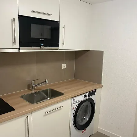 Studio Neuf Meuble Et Equipe Pres D'autoroute. Apartment Giez
